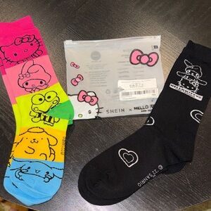 SHEIN x Sanrio Hello Kitty and Friends multicolor graphic  Socks Set 2 pairs new